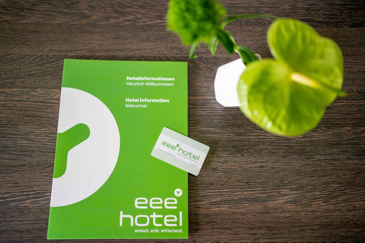 Eee Hotel